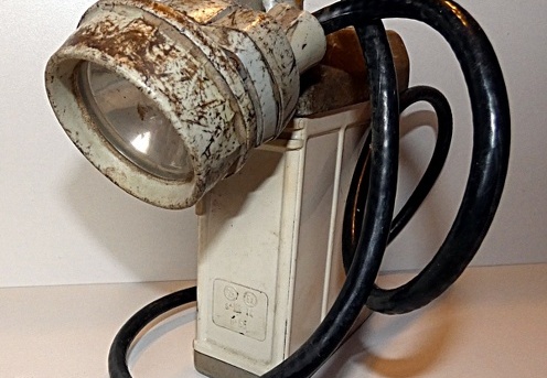Elektro-Lampe   852